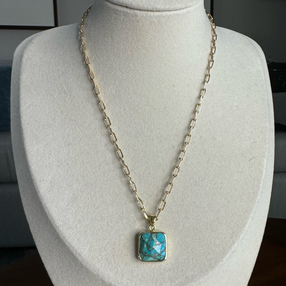 18kt Gold Plated Paper Clip Chain Necklace with Turquoise Pendant - Picture 2 of 5